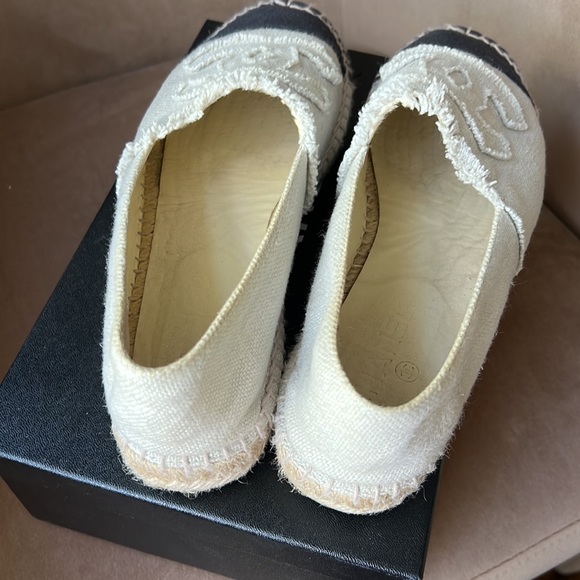 Chanel Espadrilles Size 40 (US 9) - Picture 3 of 4